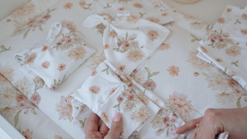 Zestaw ubranka na start dla niemowlaka Zaczarowane Dalie