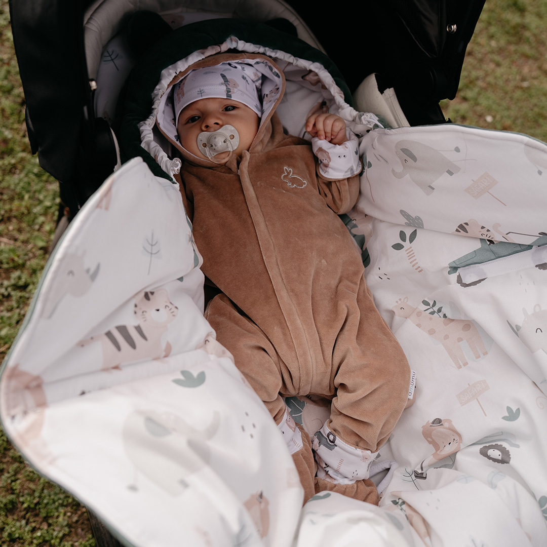 Kombinezon niemowlęcy welurowy Safari latte gallery 13