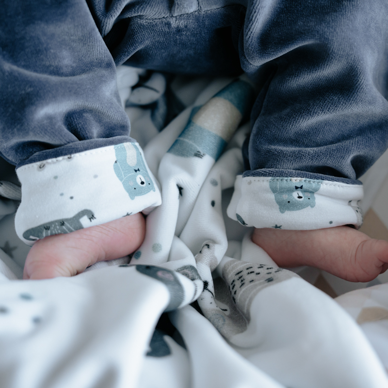 Kombinezon niemowlęcy welurowy Pastelowe Misie szary 62/68 OUTLET gallery 4