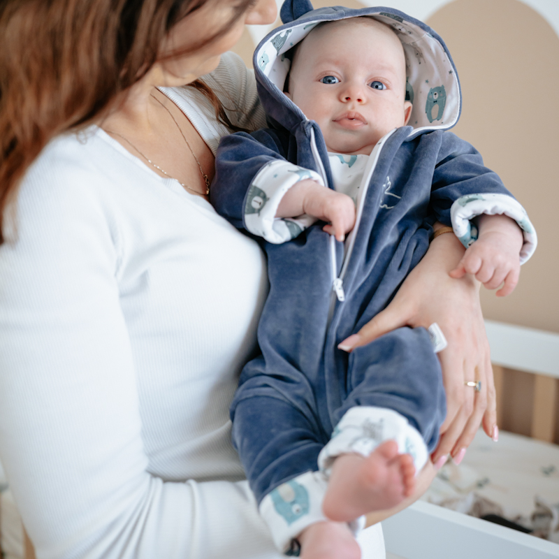 Kombinezon niemowlęcy welurowy Pastelowe Misie szary 62/68 OUTLET gallery 3