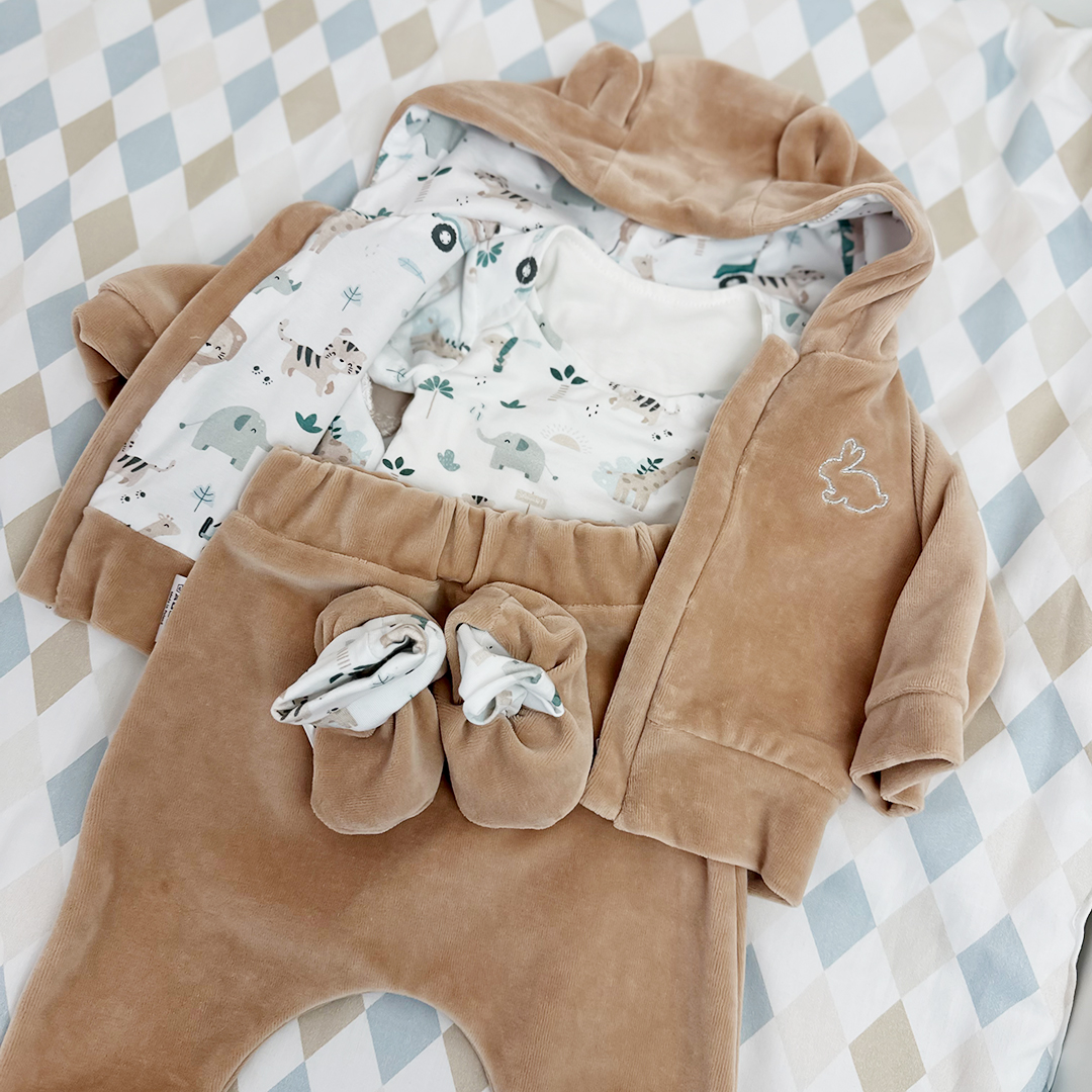 Spodenki niemowlęce welurowe latte gallery 1