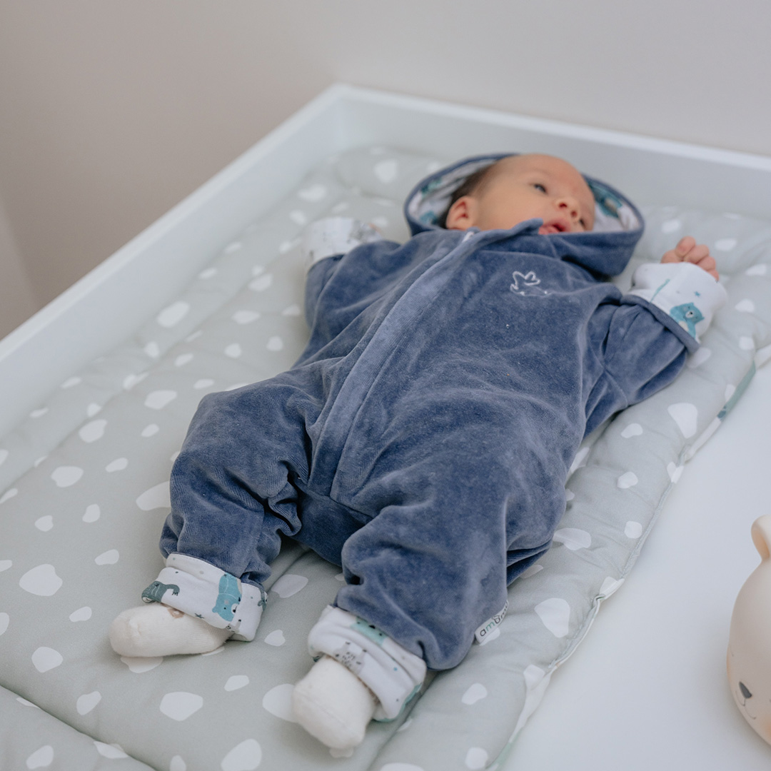 Kombinezon niemowlęcy welurowy Pastelowe Misie gallery 1