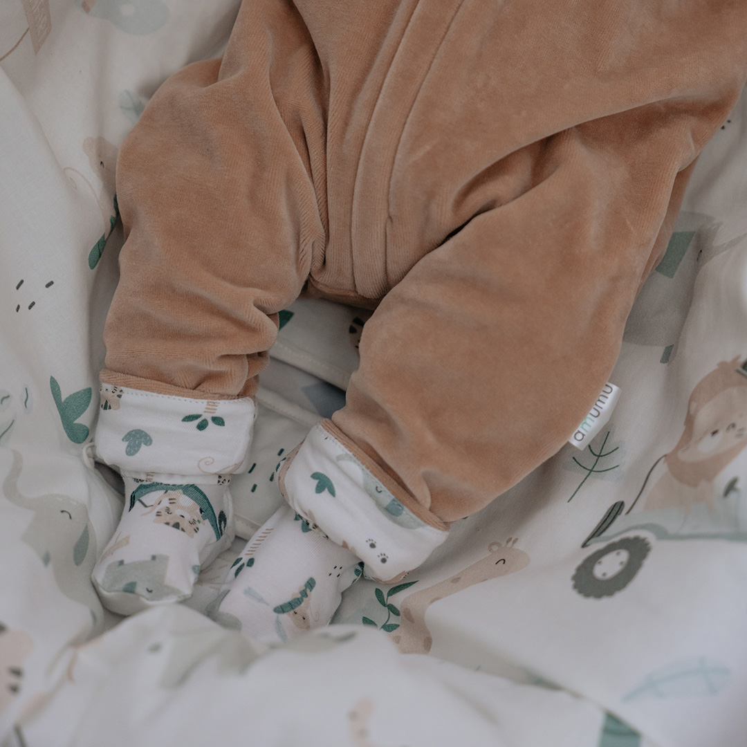 Kombinezon niemowlęcy welurowy Safari latte gallery 4