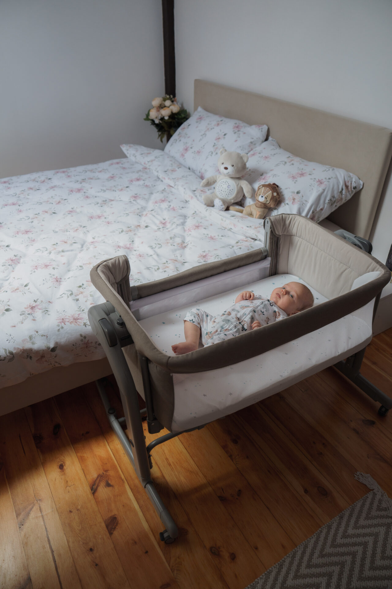 Prześcieradło z gumką do dostawki Zaczarowane Dalie 60x90 cm gallery 4