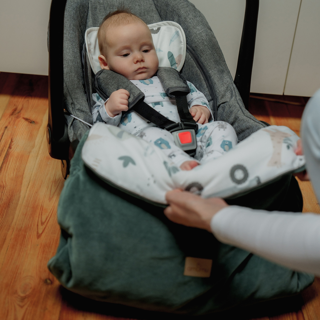 Kocyk do fotelika i wózka/półśpiworek welurowy Zaczarowane Dalie gallery 5