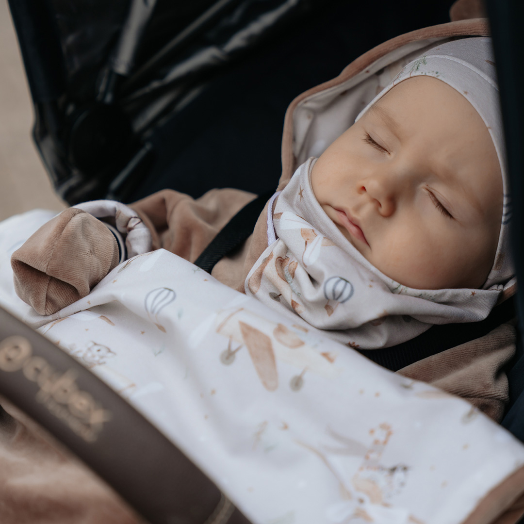 Kocyk do fotelika i wózka/półśpiworek welurowy Śpiulkolot gallery 1