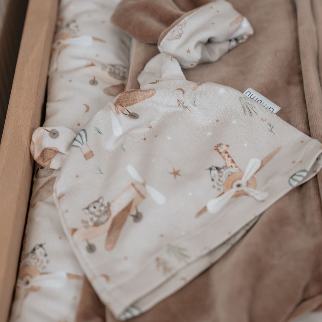 Czapeczka dla niemowlaka z uszami Śpiulkolot 3-6m gallery 1