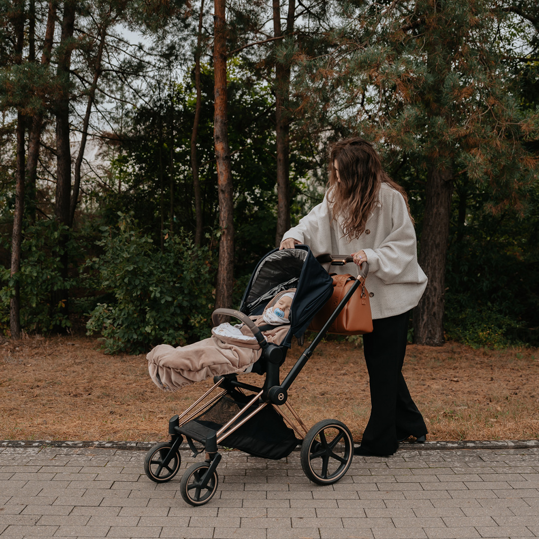 Kocyk do fotelika i wózka/półśpiworek welurowy Śpiulkolot gallery 9