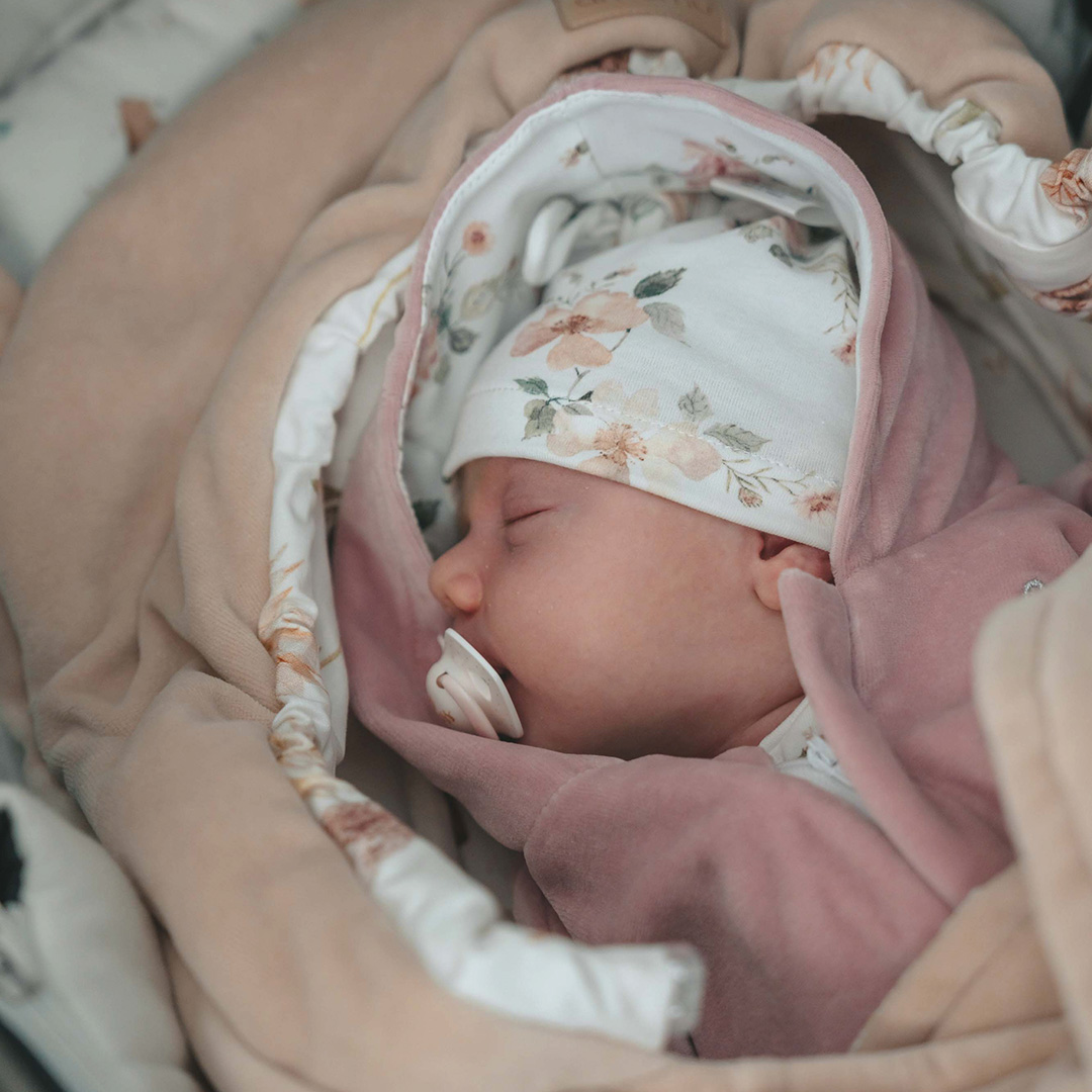 Kombinezon niemowlęcy welurowy Magiczny Ogród gallery 11