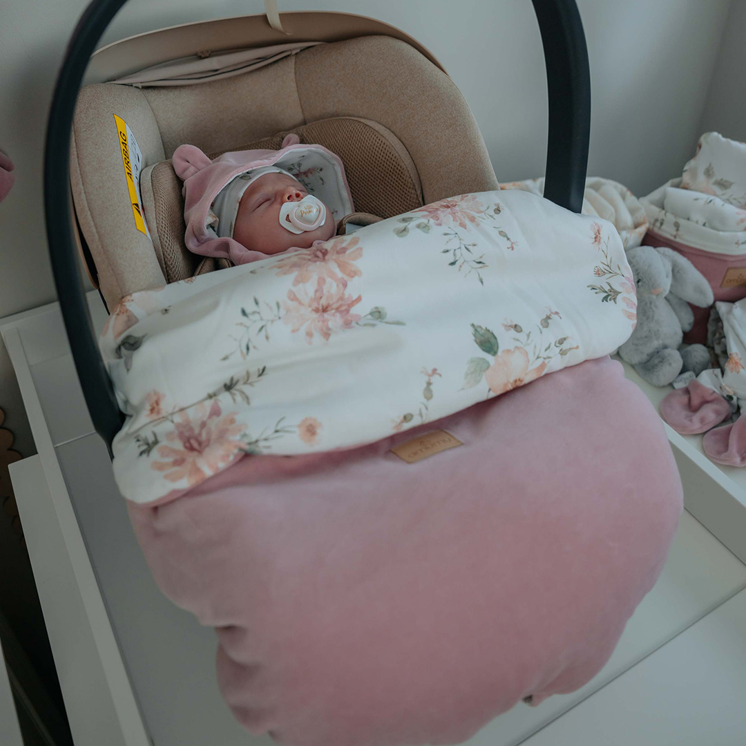 Kocyk do fotelika i wózka/półśpiworek welurowy Magiczny Ogród gallery 2