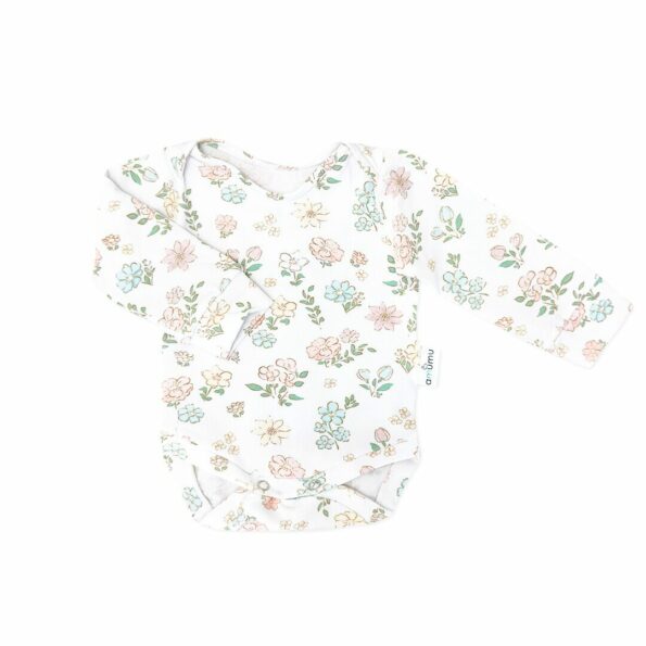 baby bodysuit with long sleeves of a flower girl