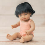 pol_pl_Lalka-dziewczynka-Hiszpanka-Colourful-Edition-38cm-Miniland-Doll-717_4