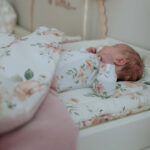 kocyk-welurowy-bawelnniany-z-wypelnieniem-magiczny-ogrod